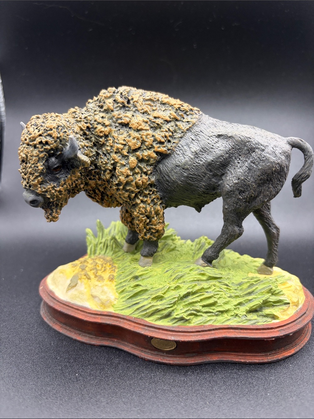 Vintage bison figurine made for Theodore Roosevelt National Park. 5-1/2” x 5”.